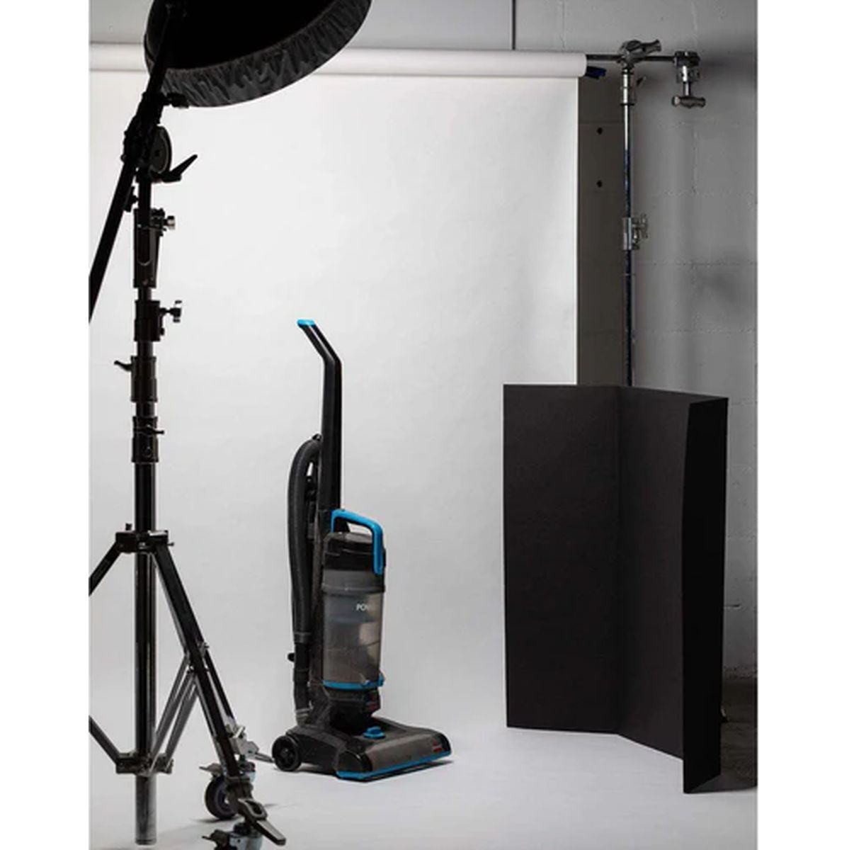 V-Flat World Tabletop V-Flats - Large (3€x4') 2X White 2X B