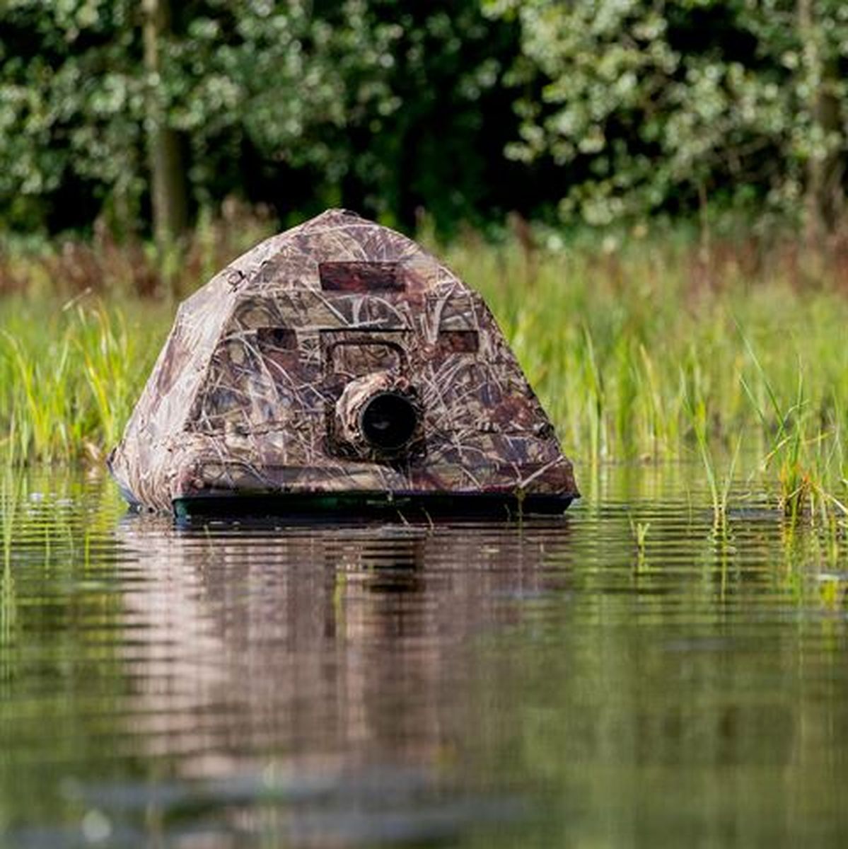 Buteo Photo Gear Floating Hide Grebe II