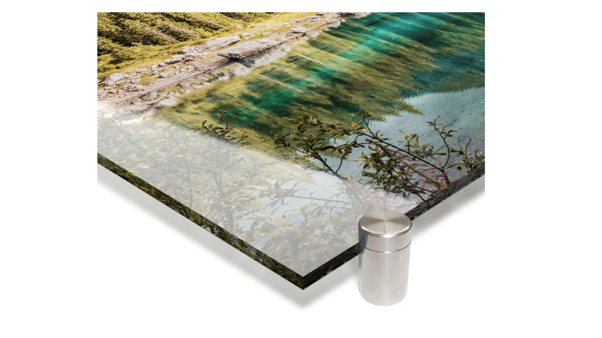 زجاج أكريليك