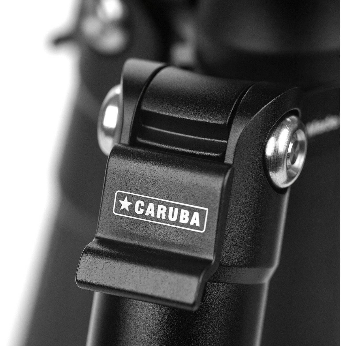 Caruba Travelstar 143 Carbon Tripod - image 3 of 5