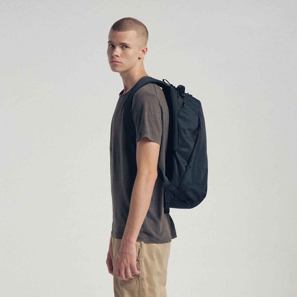 Urth Norite 24l Backpack (Black)