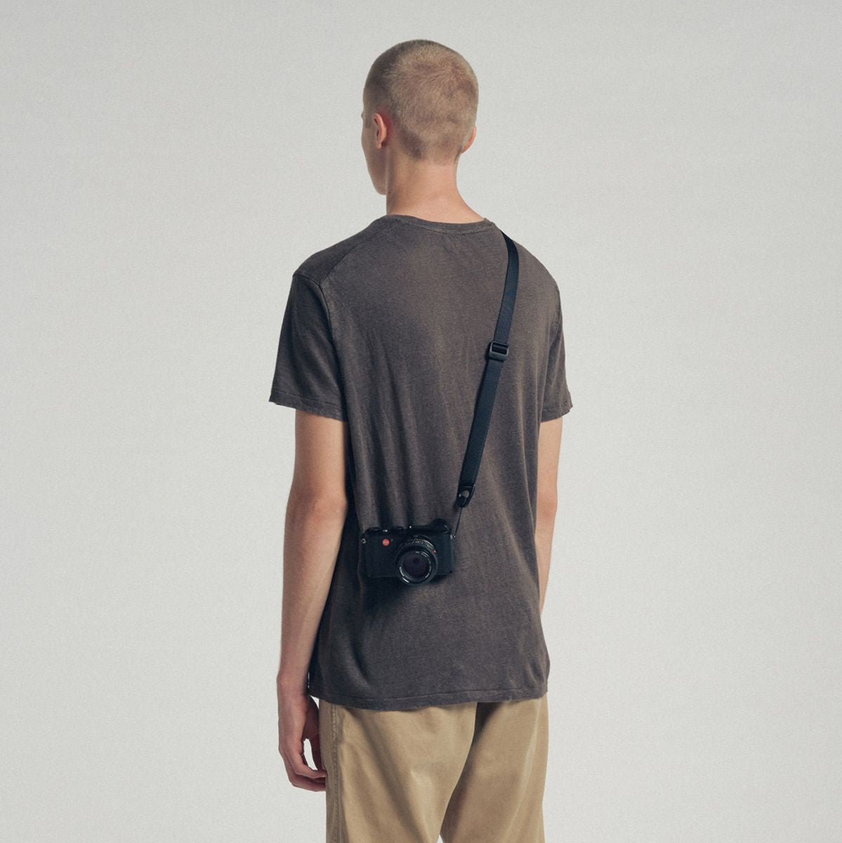 Urth Core Camera Strap Slim (Black) - image 3 of 5