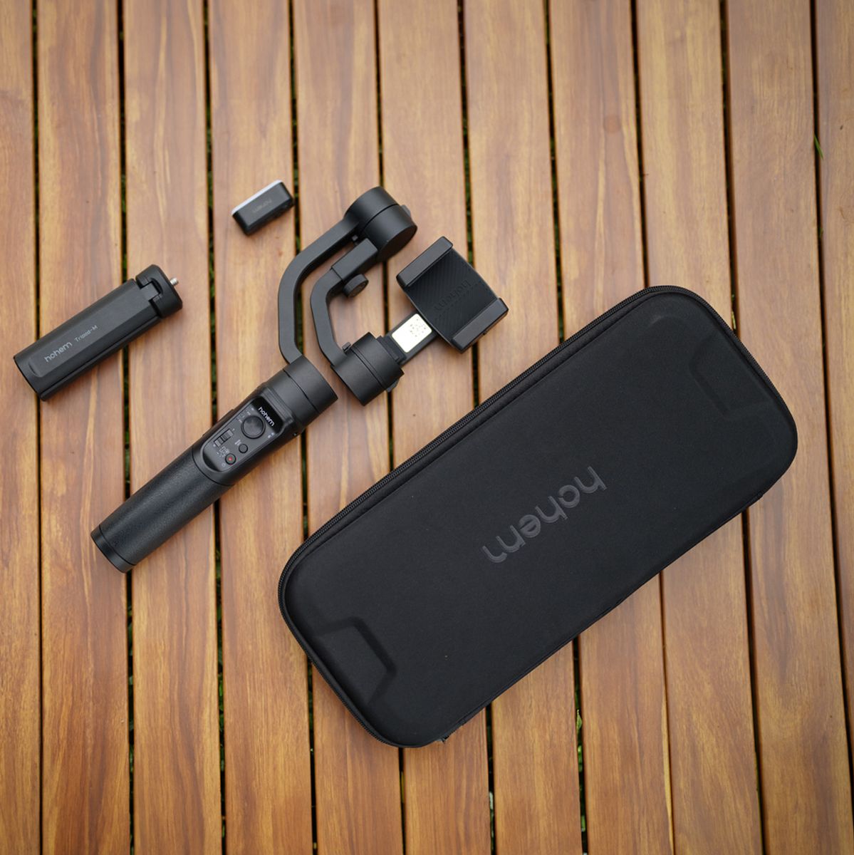 Hohem iSteady Mobile Plus Kit (Include Magnetic Fill Light) 2024 - image 3 of 5