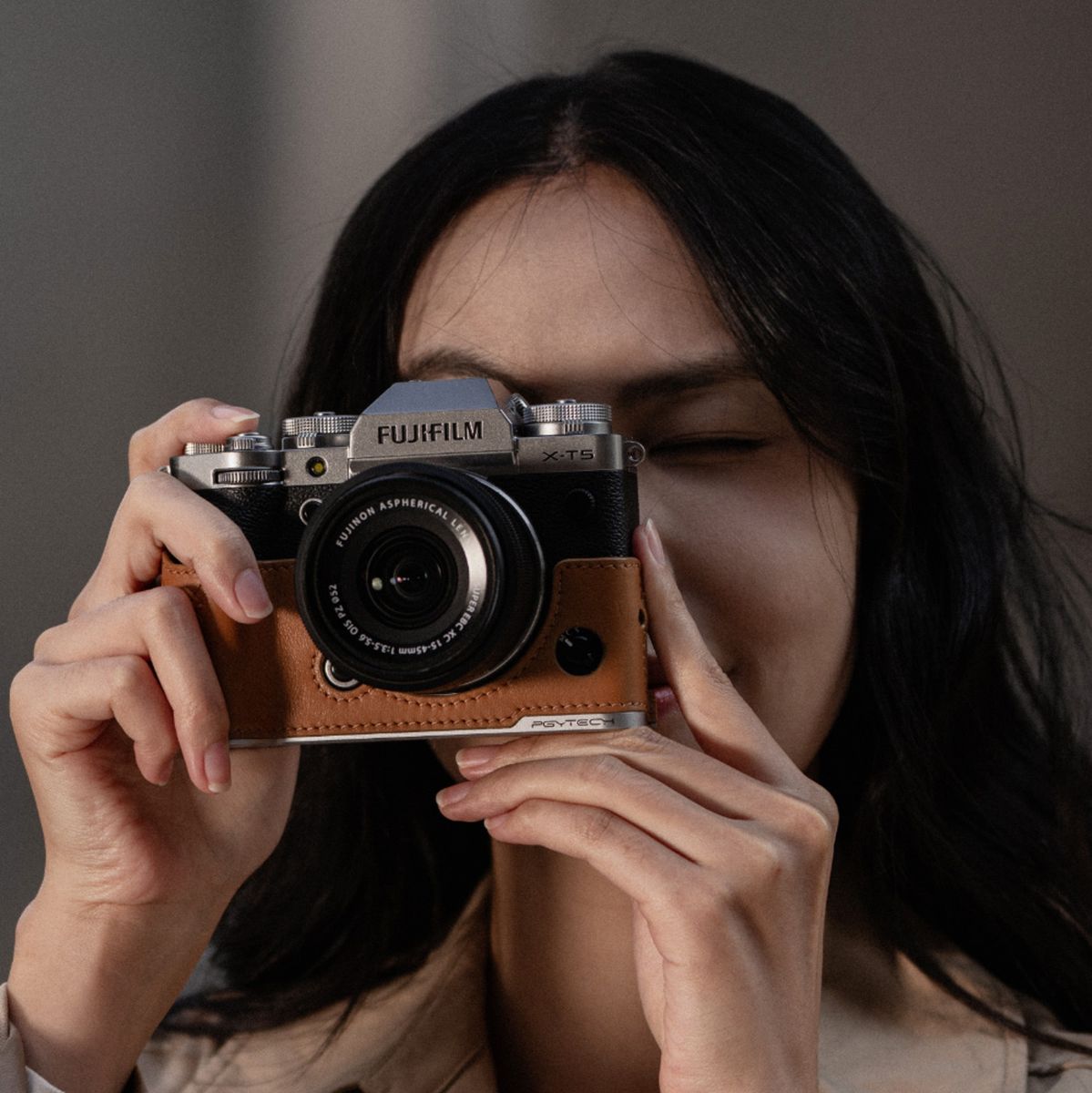 PGYTECH Leather Camera Case (For Fujifilm X T5 Clay Brown)