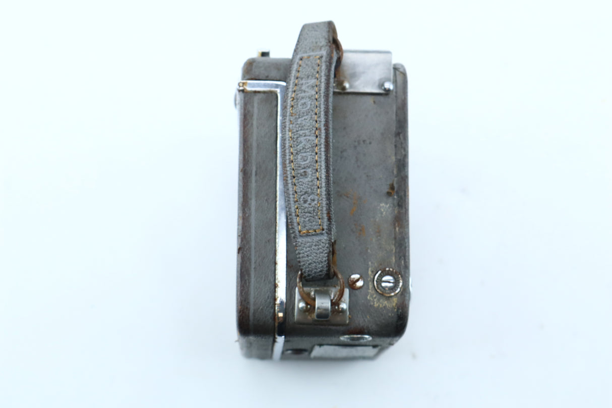 Zeiss Ikon Movinkon 8 – 8mm Movie Camera with Zeiss Optics