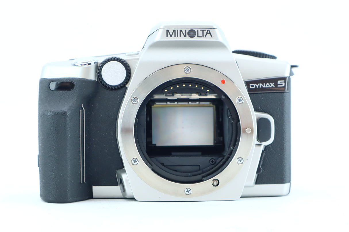 Minolta Dynax 5 – 35mm Autofocus SLR Camera Body