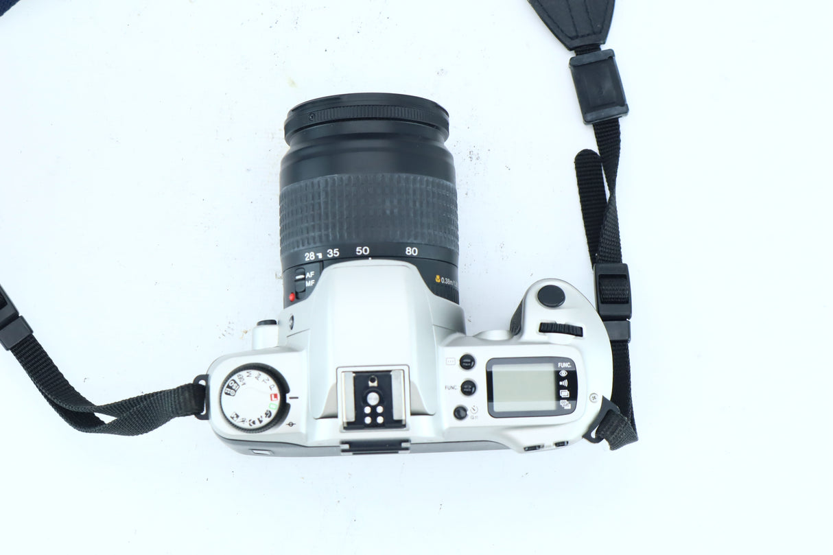 Canon EOS 500N with Canon EF 28–80mm f/3.5–5.6 Lens