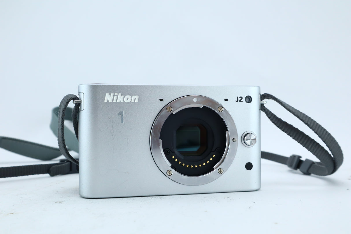 Nikon 1 J2 – Mirrorless Camera