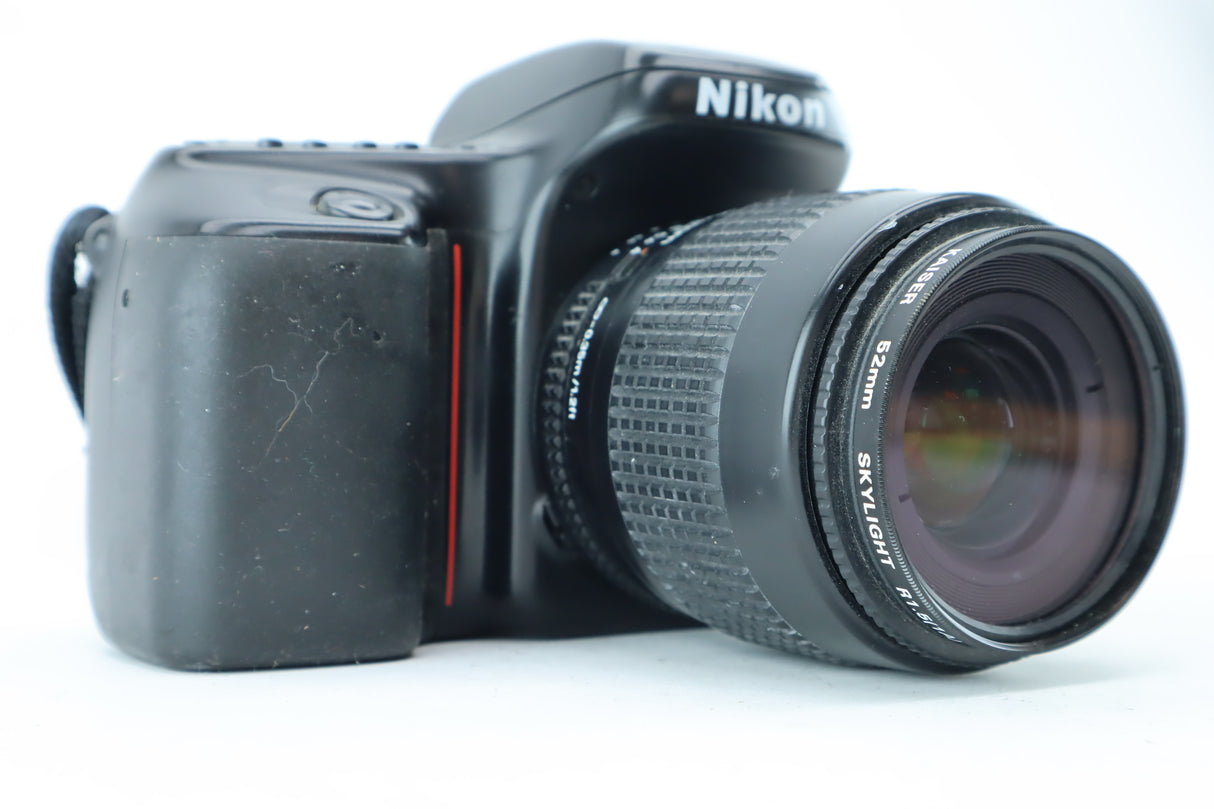 Nikon F50 with AF 35-80mm 4-5,6