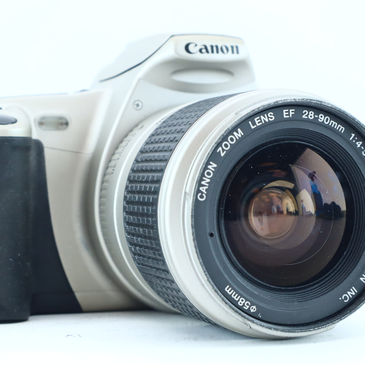 Canon EOS 300 –Canon EF 28–90mm f/4–5.6 Zoom Lens
