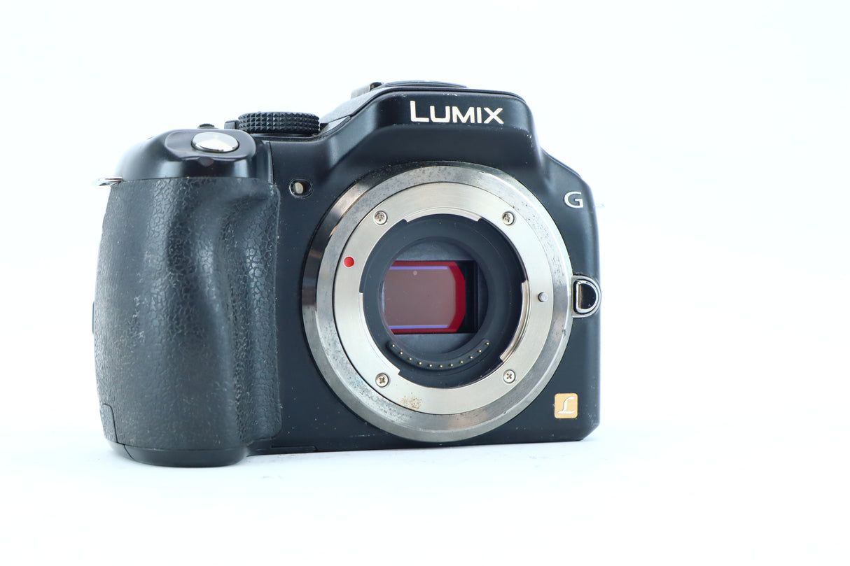 Panasonic Lumix DMC-G5 – 16MP Micro Four Thirds Mirrorless Camera