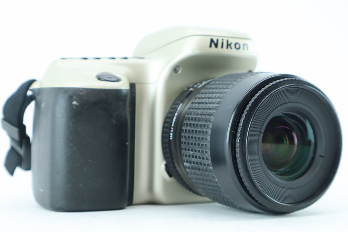 Nikon F50 with AF 35-80mm 4-5,6