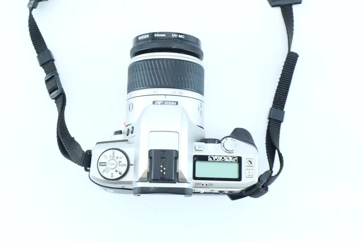 Minolta Dynax 5 with AF Zoom 28–80mm f/3.5–5.6 Lens. KIJK LENS MOUNT