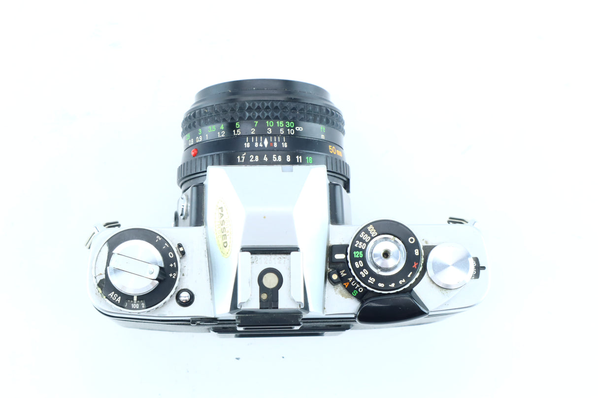 Minolta XD7 with Minolta MD Rokkor 50mm f/1.7