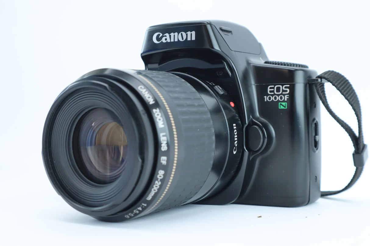Canon EOS 1000F N with EF 80–200mm f/4.5–5.6