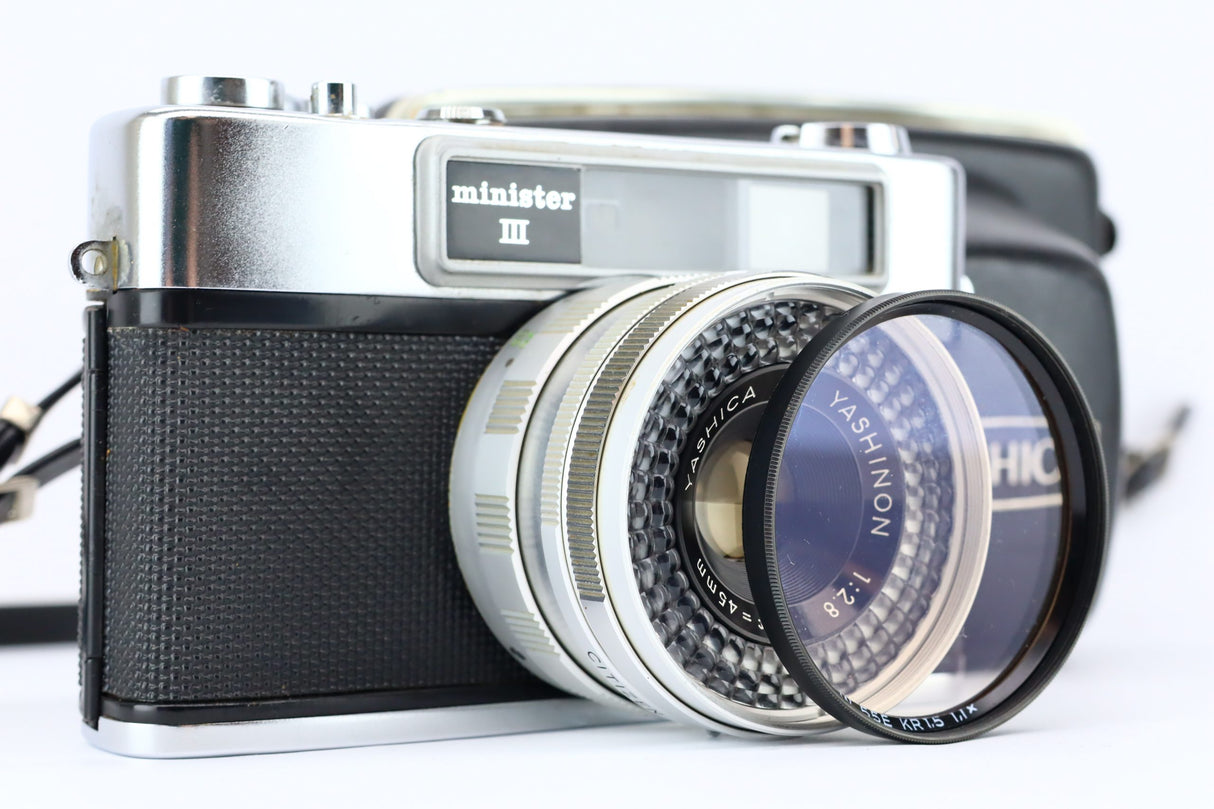 Ministre Yashica III | 1:2,8 f=45 mm