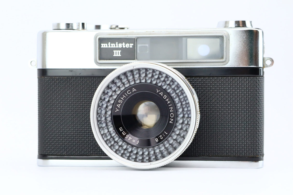 Ministre Yashica III | 1:2,8 f=45 mm