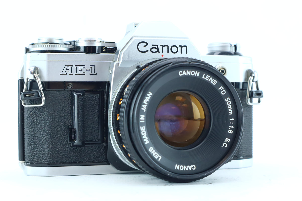 Canon AE-1 – Canon FD 50mm f/1.8 Lens