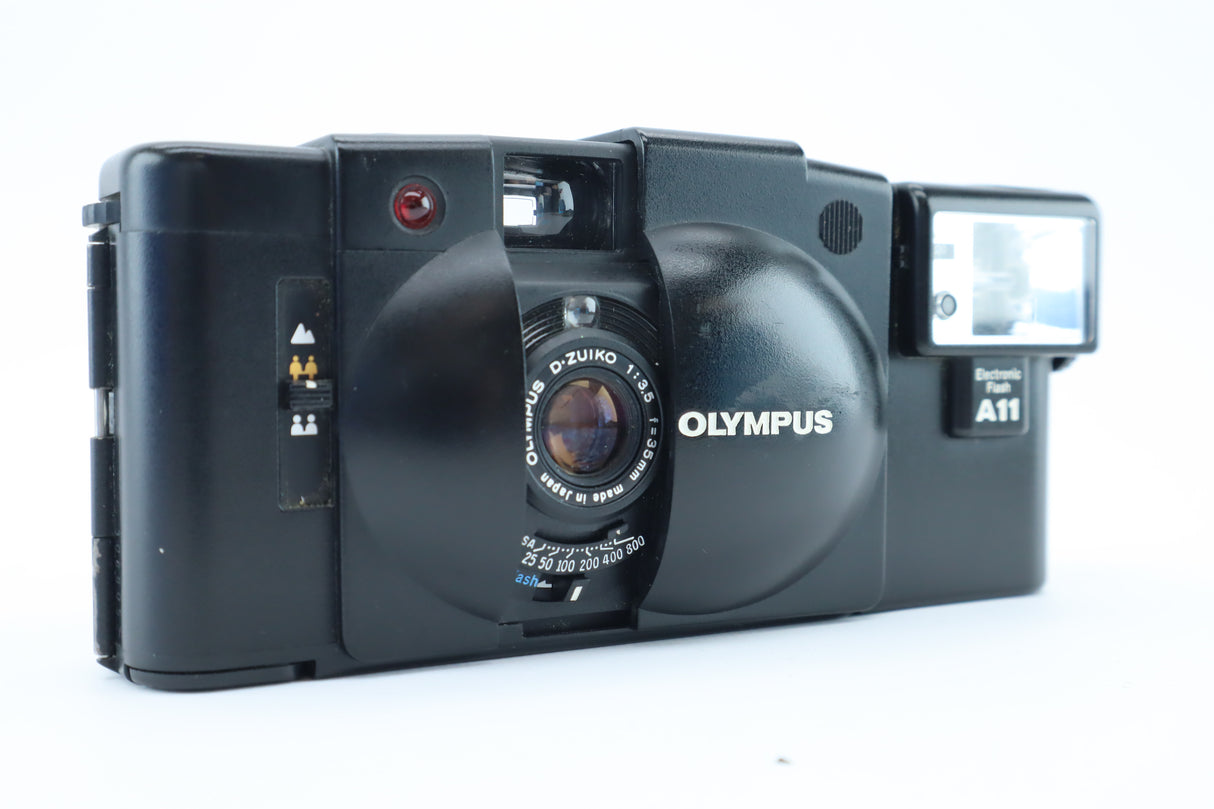 Olympus XA2 & A11 Flash