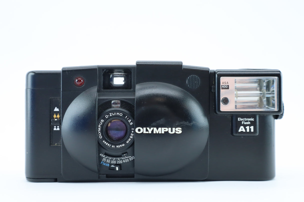 Olympus XA2 & A11 Flash