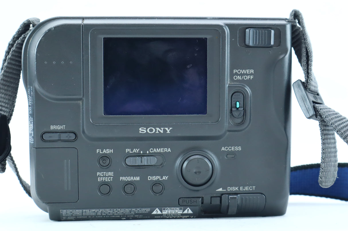 Sony Mavica MVC-FD73 – Vintage Digital Camera with Floppy Disk Storage