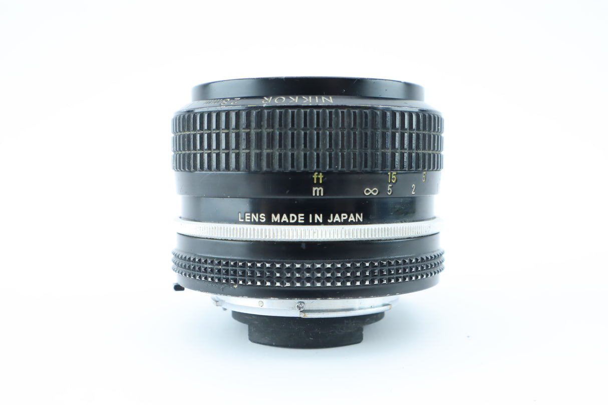 Nikon Nikkor 28mm f/3.5