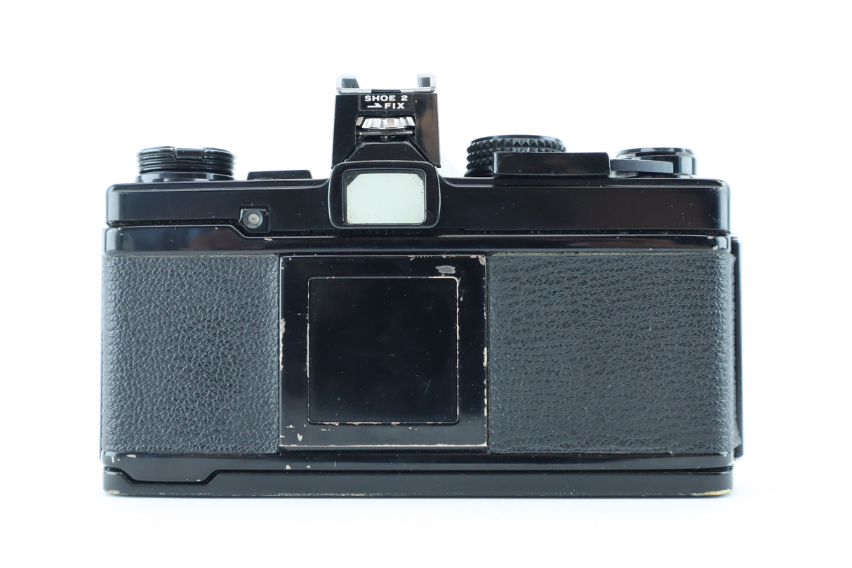 Olympus OM-2 with OM-System 50mm f/1.8