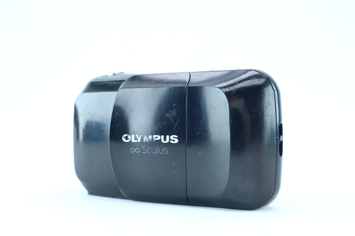 Olympus Stylus / Mju I with 35mm f/3.5 Lens