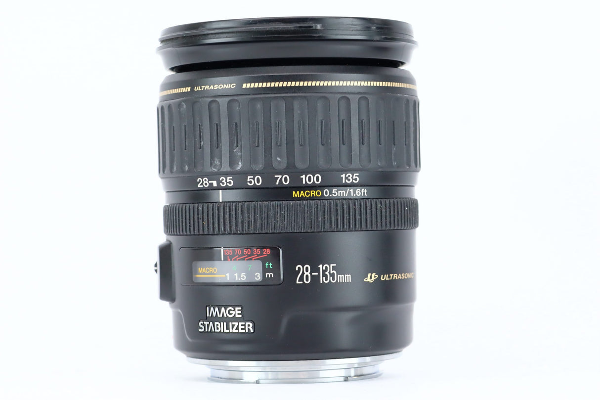 Canon zoom lens EF 28-135mm 3,5-4,5