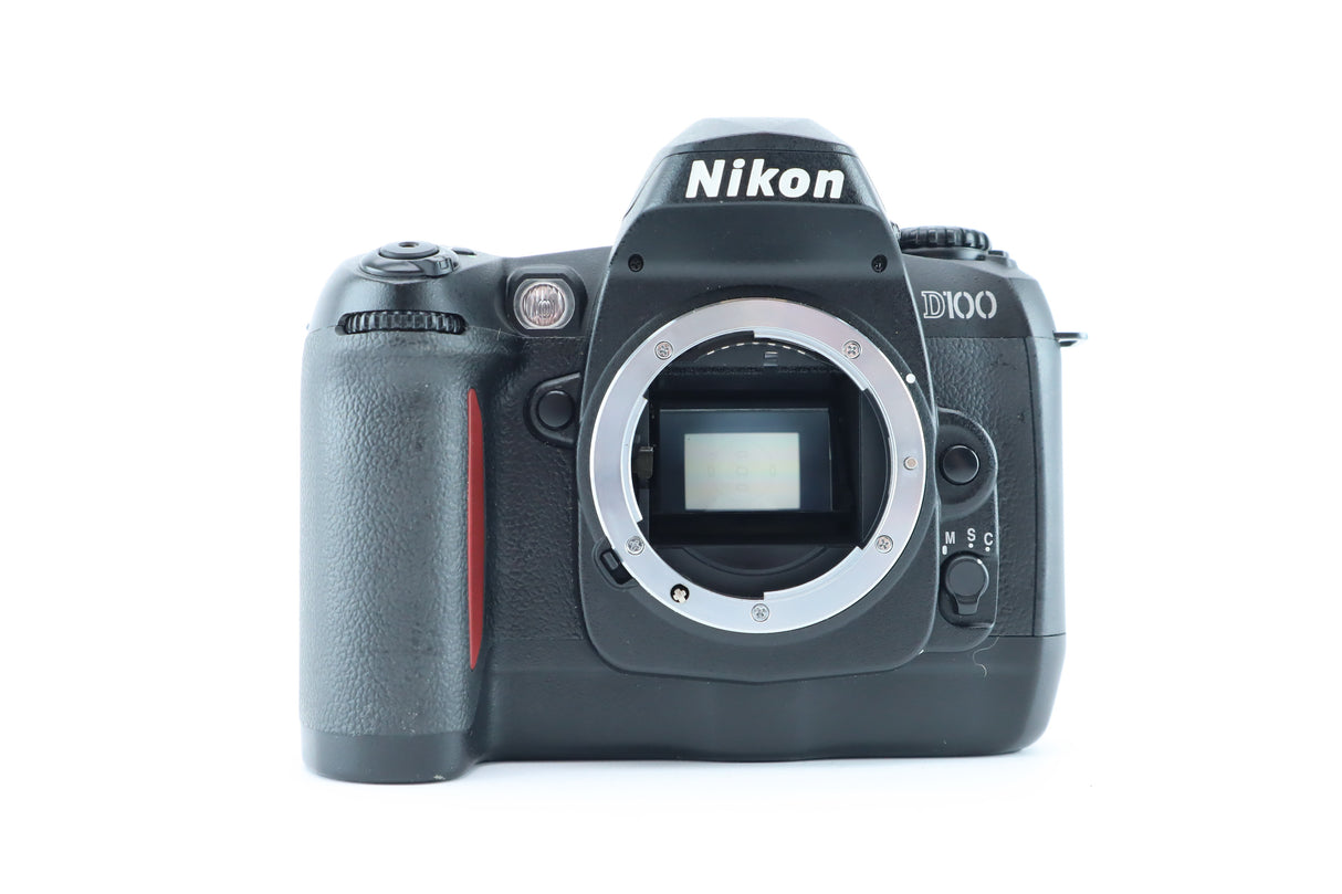 Nikon D100