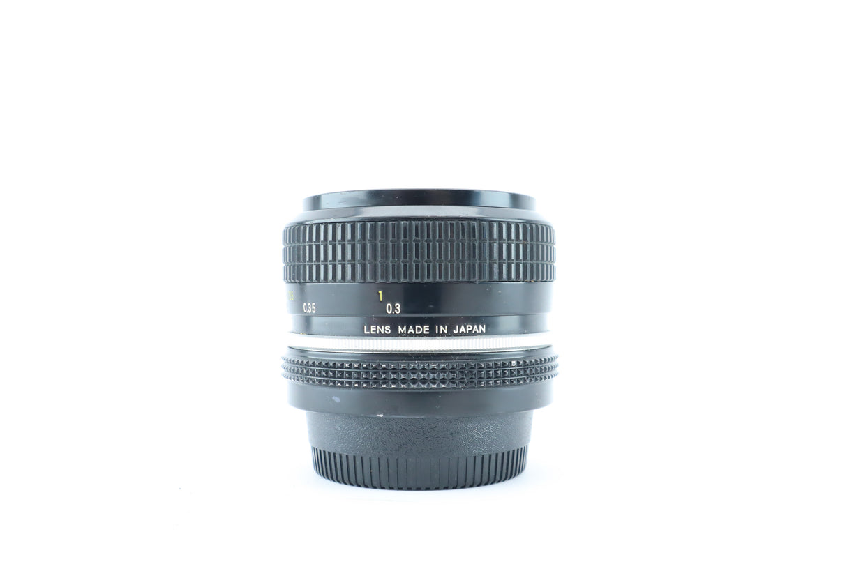 Nikon Nikkor 35mm f/2.8