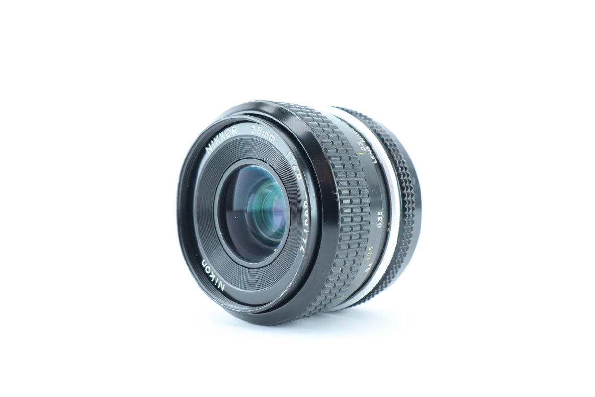 Nikon Nikkor 35mm f/2.8