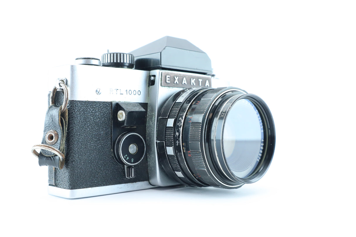 Exakta RTL 1000 with Meyer-Optik Görlitz Oreston 50mm f/1.8