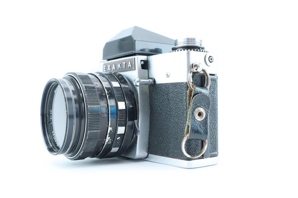 Exakta RTL 1000 with Meyer-Optik Görlitz Oreston 50mm f/1.8