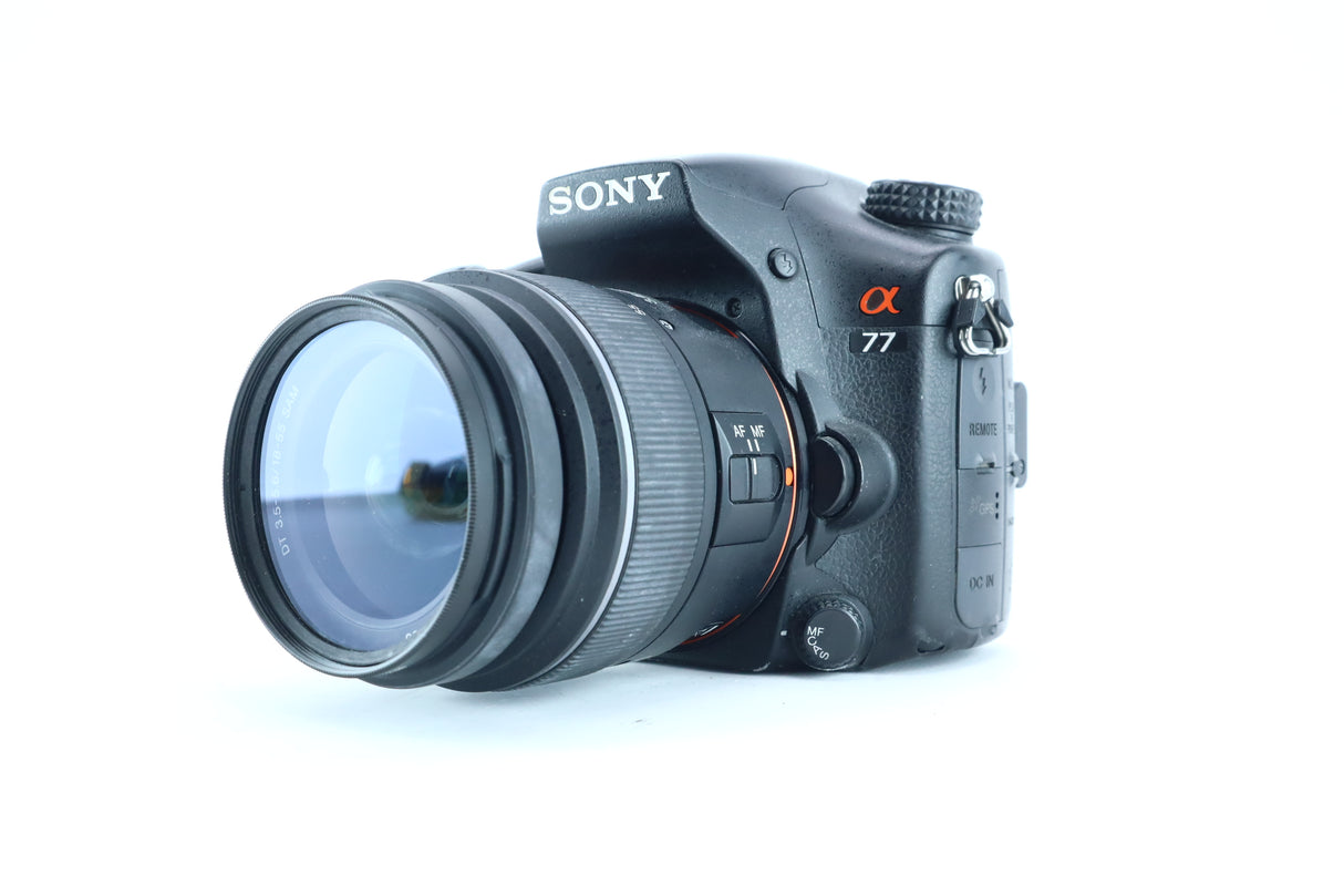 Sony SLT-A77V with Sony DT 18–55mm f/3.5–5.6 SAM