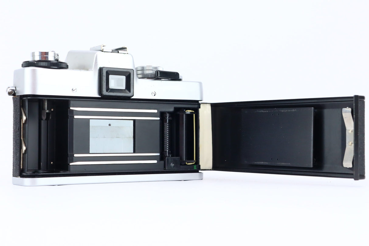 بورست ريفلكس CX4 + كارل زايس تيسار 2,8/50