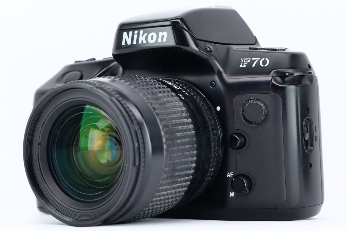 Nikon F70 + Nikon AF NIKKOR 28-80mm 3,5-5,6