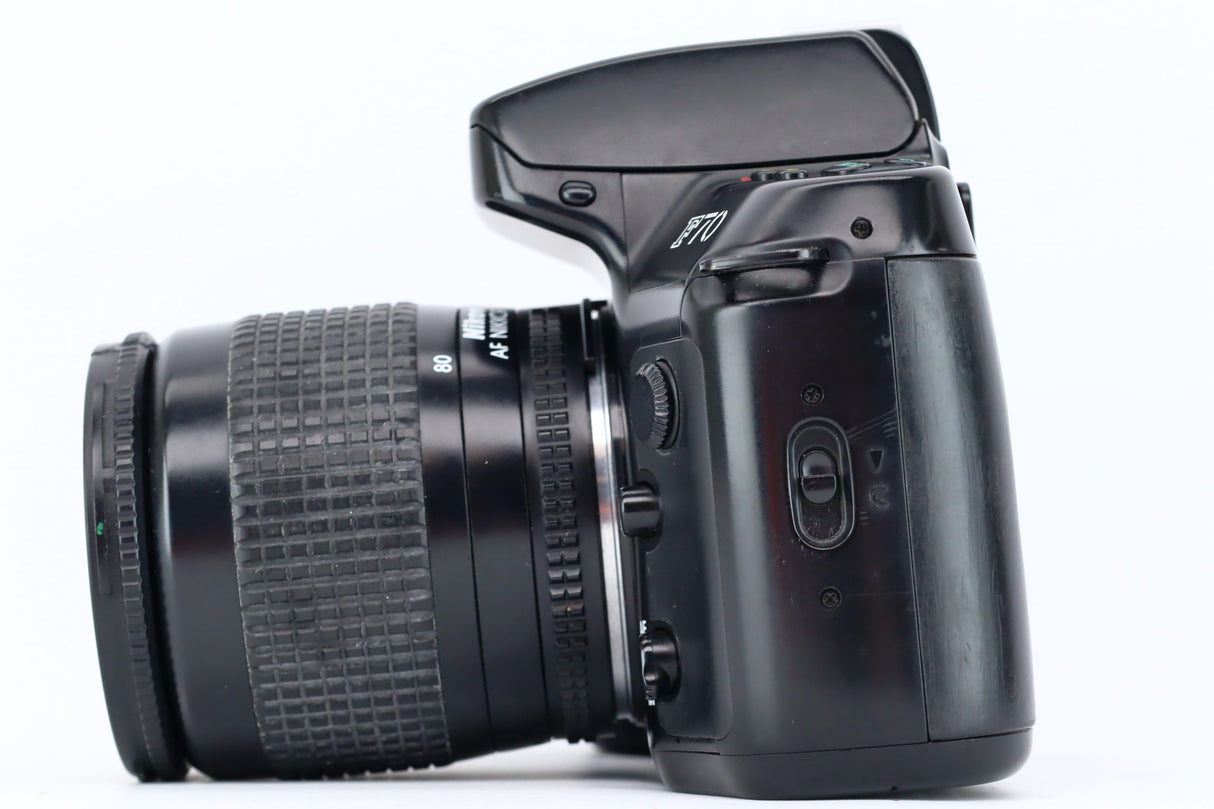 Nikon F70 + Nikon AF NIKKOR 28-80mm 3,5-5,6