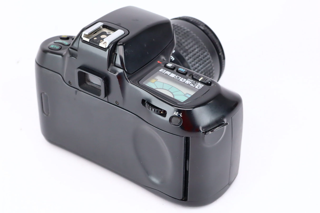 Nikon F70 + Nikon AF NIKKOR 28-80mm 3,5-5,6