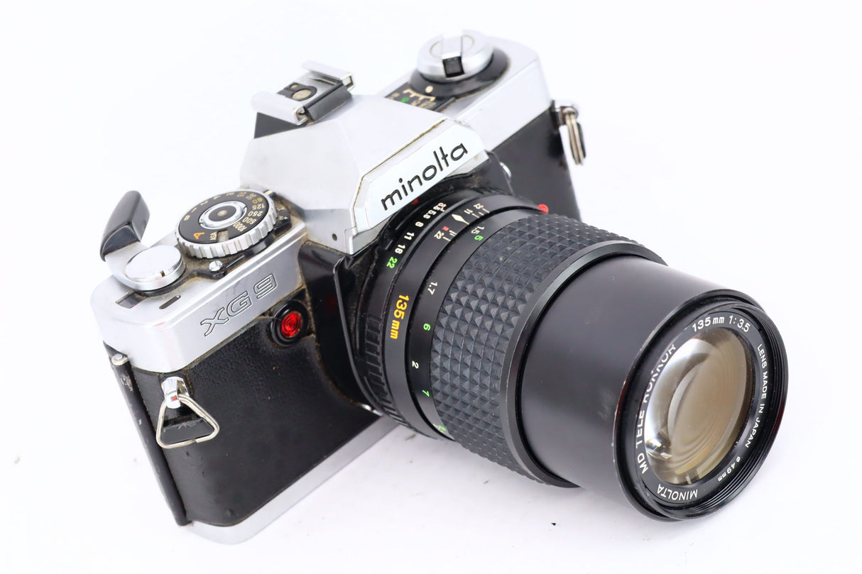 Minolta XG9 + Minolta 135mm 3.5