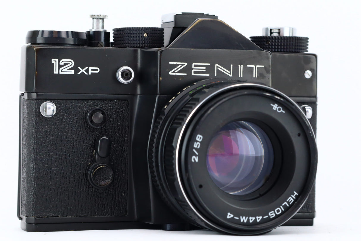 Zenit 12XP + Helios-44M-4 2/58