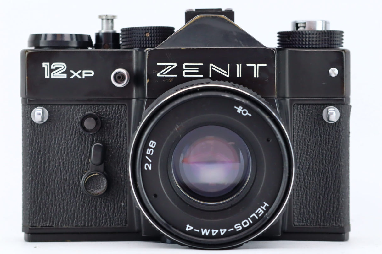 Zenit 12XP + Helios-44M-4 2/58