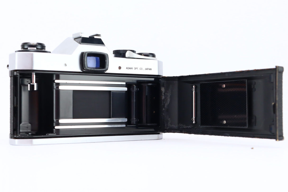 Pentax Spotmatic SP II With 28mm 2,8