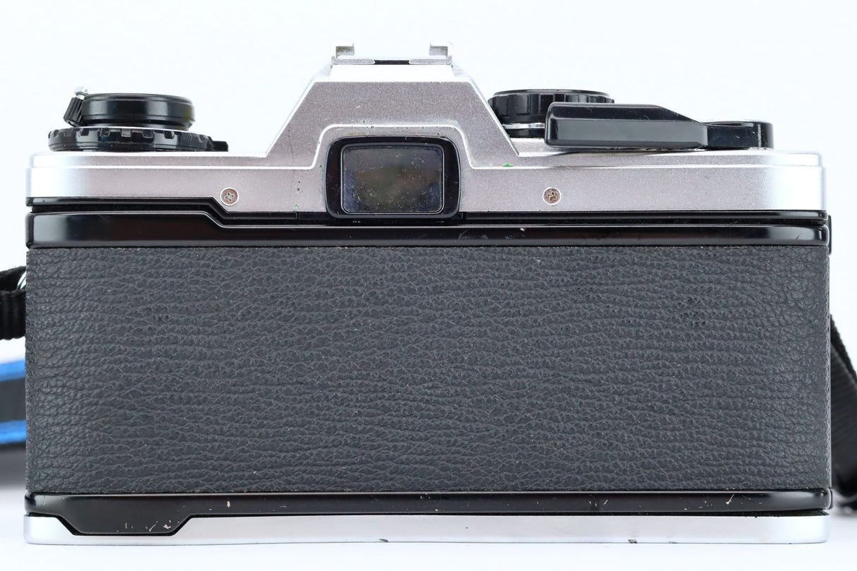 Olympus OM10 with Tokina AT-X 28-85mm 3,5-4,5