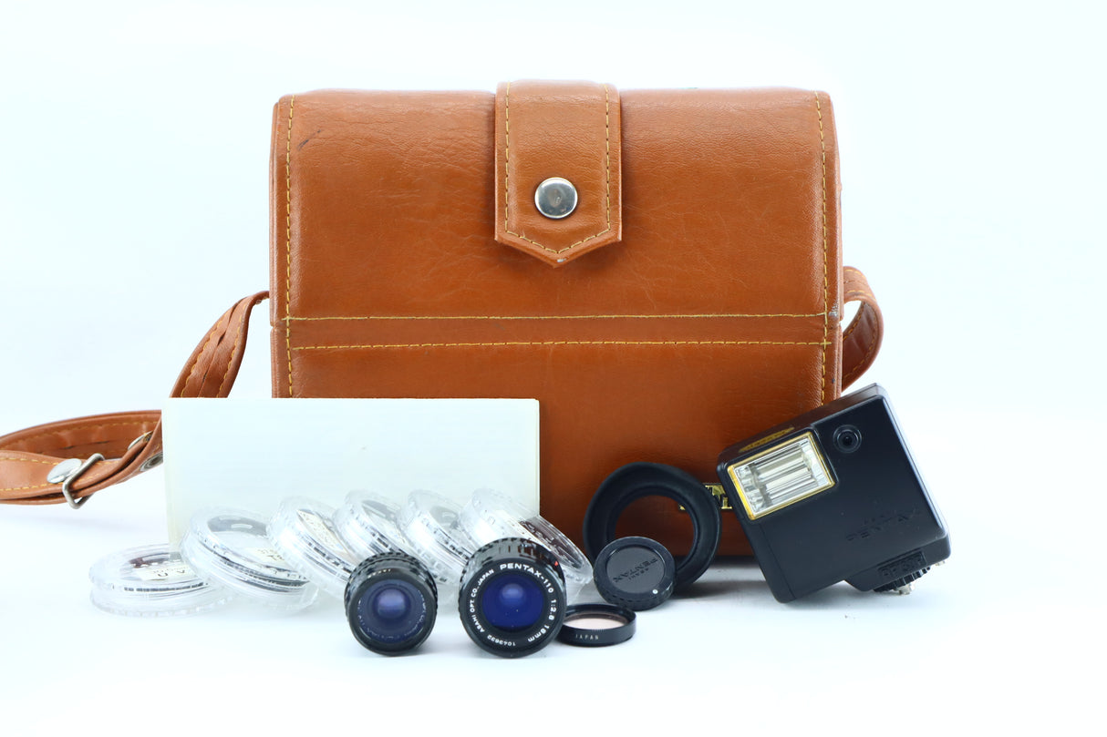 Pentax Auto 110, Set with 50mm, 18mm, 24mm Lenses + AF130P Flash