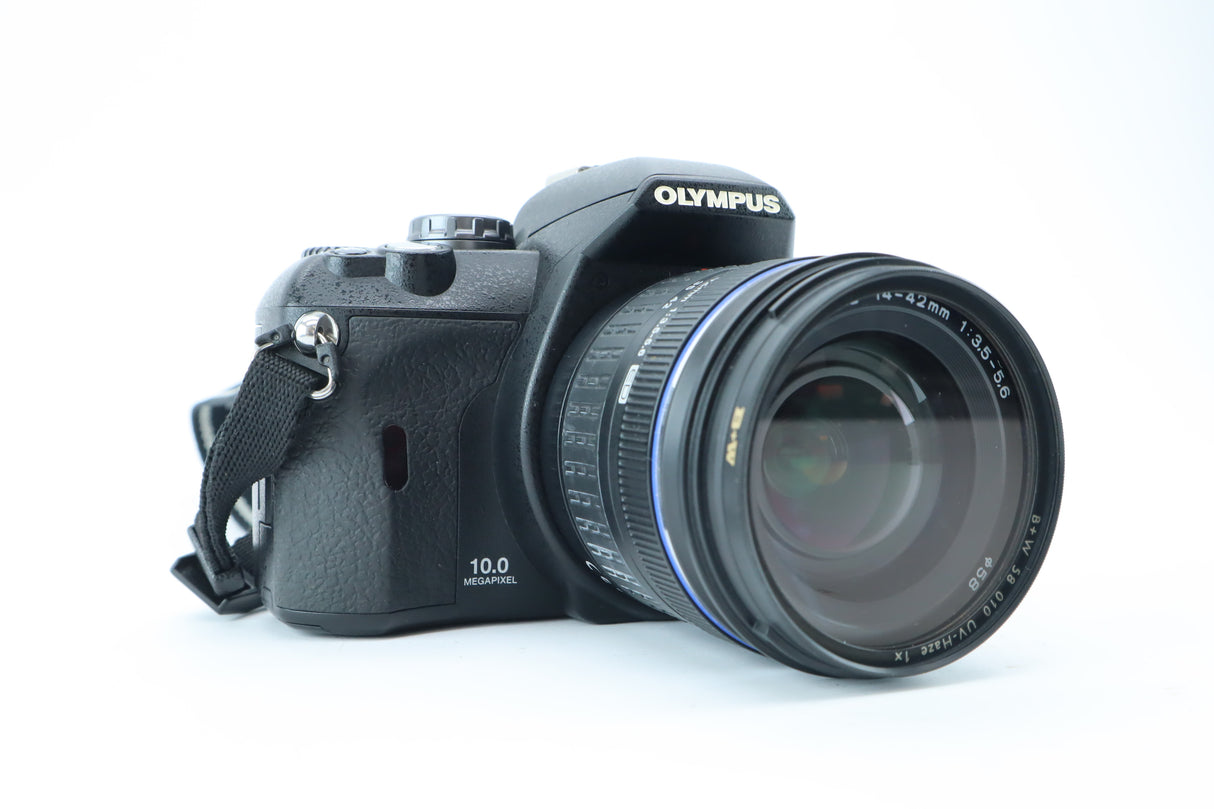 Olympus E-410 + Zuiko Digital 14–42mm f/3.5–5.6