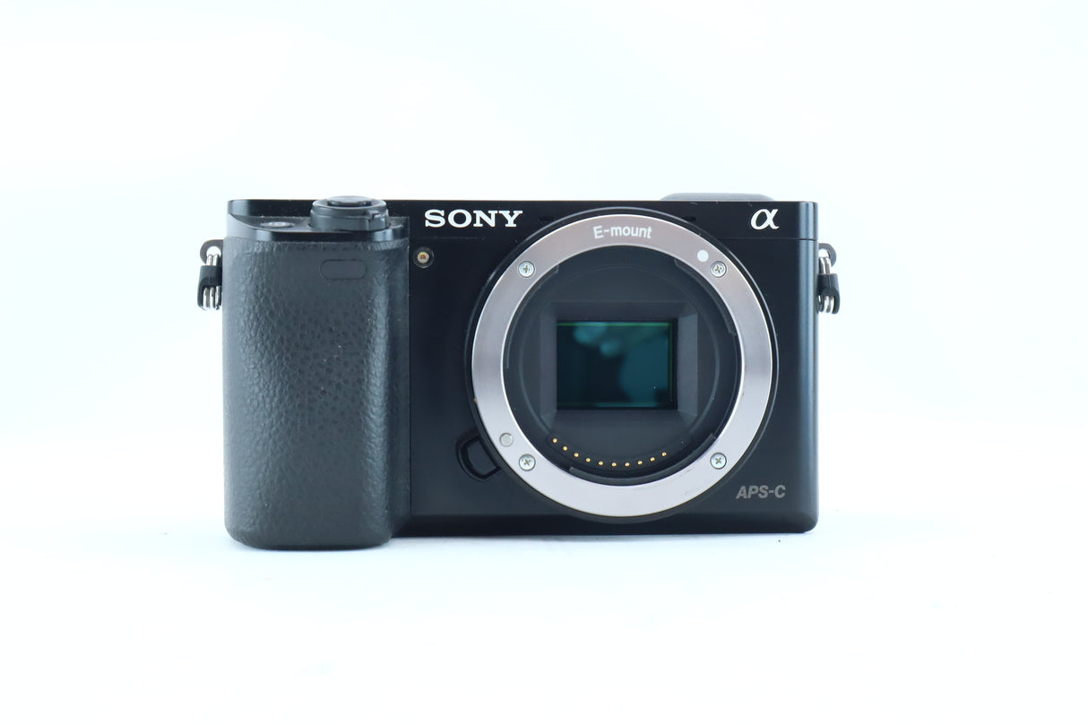 Sony A6000