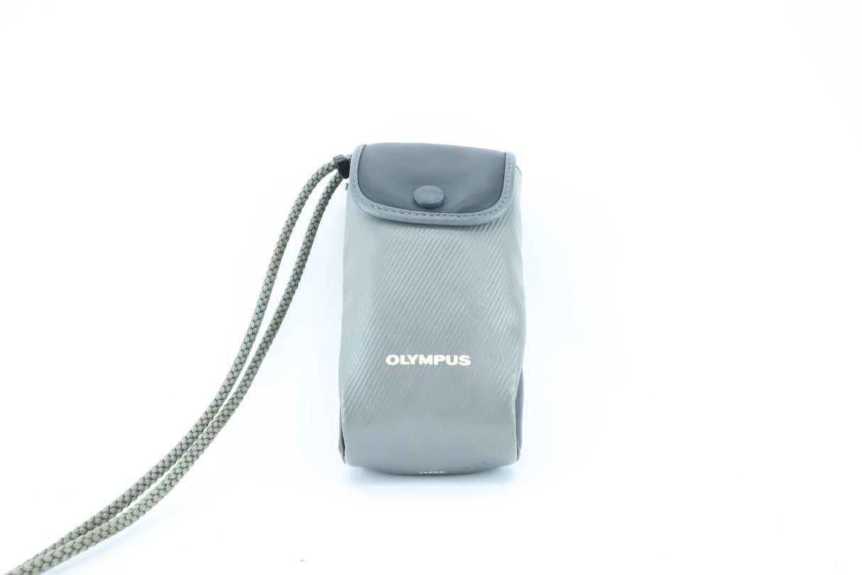 Olympus AF-1 with Zuiko 35mm f/2.8