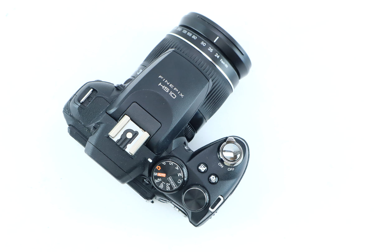 Fujifilm FinePix HS10 with Fujinon 4.2–126mm f/2.8–5.6