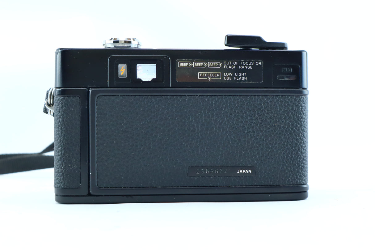 Minolta Hi-Matic AF2 with 38mm f/2.8